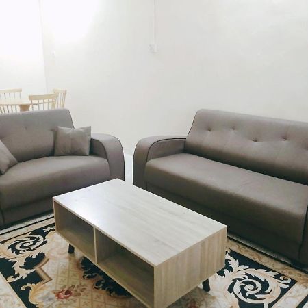 Iman Homestay - Islam Only Kuantan Esterno foto